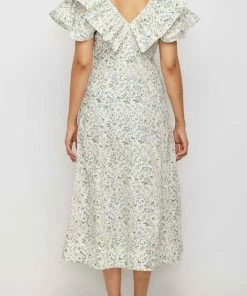 Daydress WHAT'S HOT Lindos Dress In Lavender Wild Flowers 7 Daydress WHAT'S HOT Lindos Dress In Lavender Wild Flowers