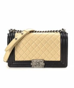 Salt WHAT'S HOT Chanel Old Medium Boy Bag