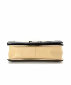 Salt WHAT'S HOT Chanel Old Medium Boy Bag 14 Salt WHAT'S HOT Chanel Old Medium Boy Bag