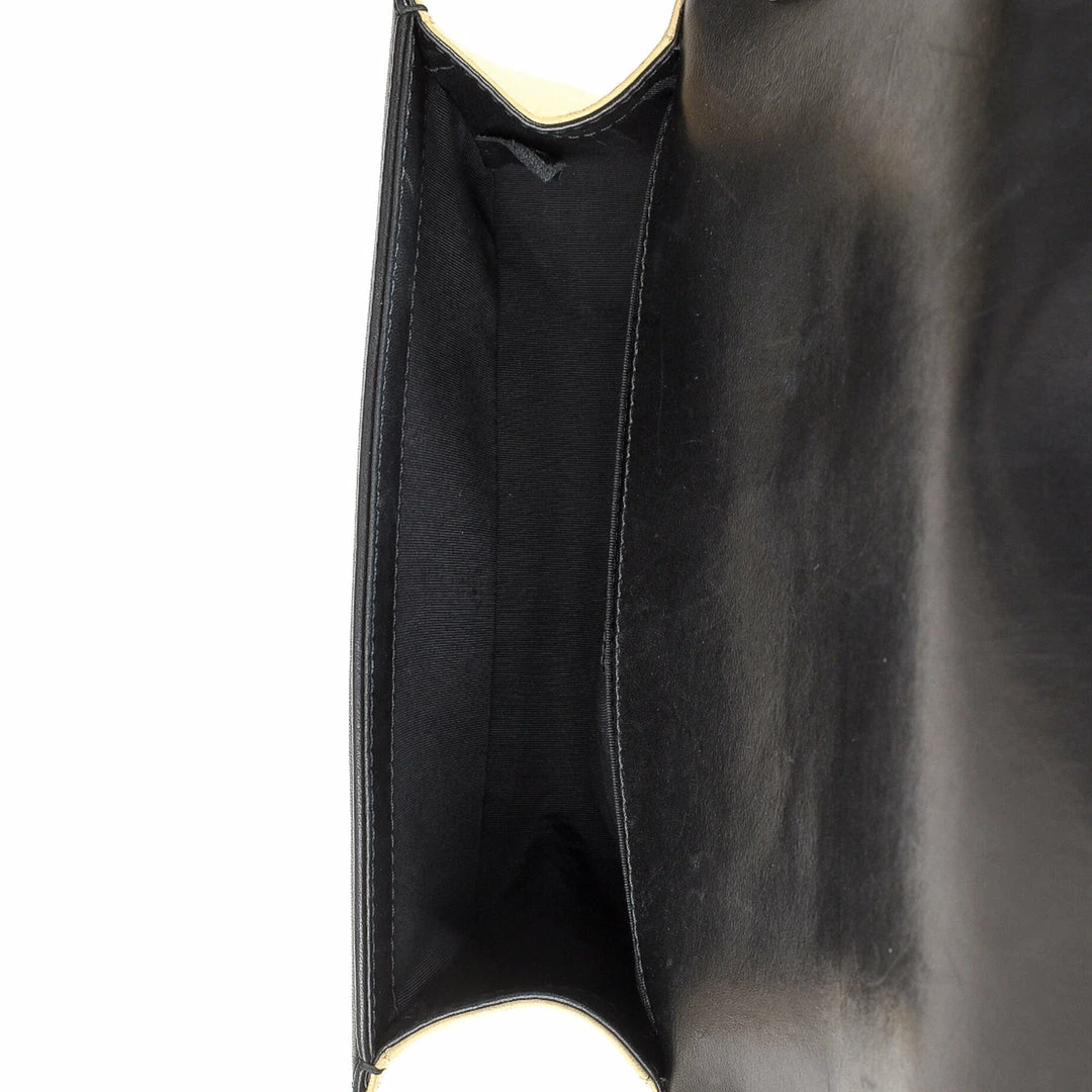 Salt WHAT'S HOT Chanel Old Medium Boy Bag 6 Salt WHAT'S HOT Chanel Old Medium Boy Bag