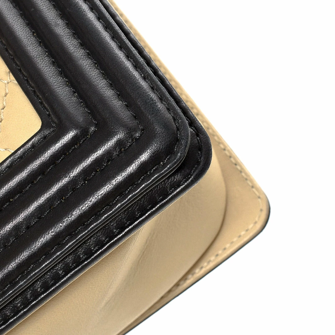 Salt WHAT'S HOT Chanel Old Medium Boy Bag 10 Salt WHAT'S HOT Chanel Old Medium Boy Bag