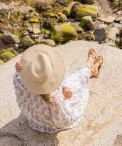 Hat Attack Rosie Chinstrap