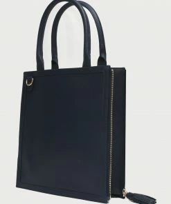 Neely & Chloe WHAT'S HOT No. 61 Monday Tote Goat Embossed