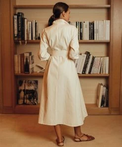 Daphne Wilde WHAT'S HOT Stella In Cream Cotton