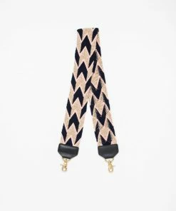 Salt WHAT'S HOT The Erin