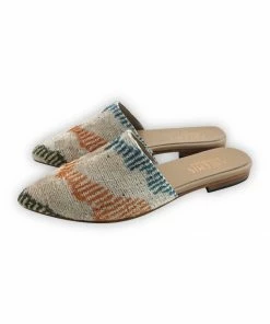 Artemis Design Co. Astrid Velvet Babouche