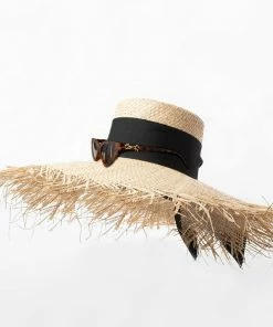 MME.Mink MME. SUMMER 'FRINGE-Y' Hat + GLASSES Mme. Mink