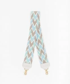 Salt The Misty WHAT'S HOT