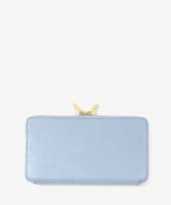 Neely & Chloe WHAT'S HOT No. 29 The Travel Wallet