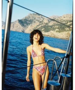 Follow Suit The Izzy Top - Paisley 11 Follow Suit The Izzy Top - Paisley