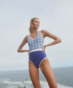 Follow Suit The Kerry