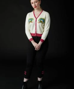 SKYLENCE WHAT'S HOT Qiaochu Embroidered Cardigan Fuchsia