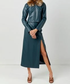 Soft Animal WHAT'S HOT Side Slit Leather Skirt 9 Soft Animal WHAT'S HOT Side Slit Leather Skirt