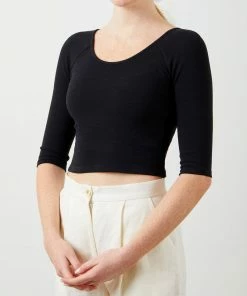 Soft Animal WHAT'S HOT Stretch Crop Top