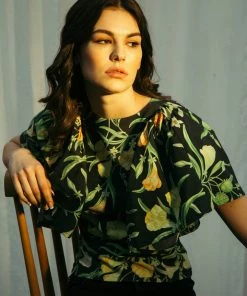 Sruti Dalmia Kaner Flower Top Calling All Colors