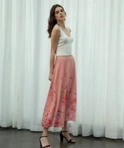 Sruti Dalmia Spider Lily Skirt WHAT'S HOT 12 Sruti Dalmia Spider Lily Skirt WHAT'S HOT