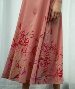 Sruti Dalmia Spider Lily Skirt WHAT'S HOT 11 Sruti Dalmia Spider Lily Skirt WHAT'S HOT