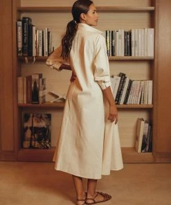 Daphne Wilde WHAT'S HOT Stella In Cream Cotton