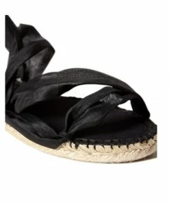 Es Par Ta Sueño Oscuro ACCESSORIES