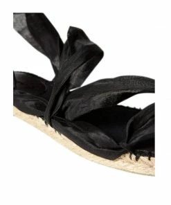 Es Par Ta Sueño Oscuro ACCESSORIES