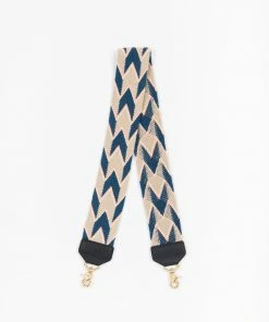 Salt WHAT'S HOT The Tamara