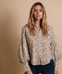 The Shirt By Rochelle Behrens The Molly Shirt 7 The Shirt By Rochelle Behrens The Molly Shirt