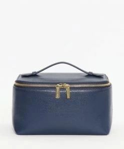 Neely & Chloe WHAT'S HOT No. 41 The Large Vanity Case