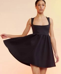 Cynthia Rowley WHAT'S HOT The Modern Bonded Dress