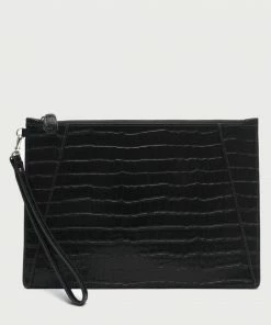 Neely & Chloe WHAT'S HOT No. 9 The Flat Clutch