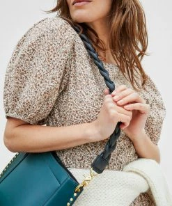 Salt WHAT'S HOT The French Braid Black