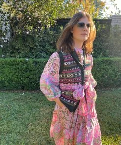 Sue Sartor Flounce™️ | Pink / Green Patio 31 Sue Sartor Flounce™️ | Pink / Green Patio