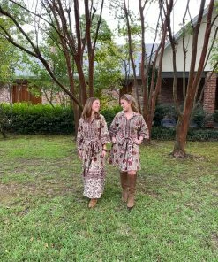 Sue Sartor Flounce™️ Shorty | Brick / Wheat