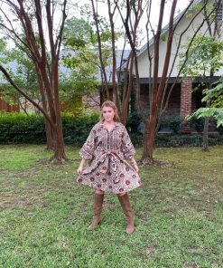 Sue Sartor Flounce™️ Shorty | Brick / Wheat