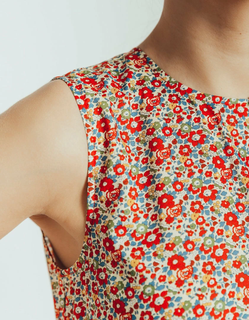 Daphne Wilde The Marie-Louise In Betsy Ann Liberty London Cotton WHAT'S HOT 6 Daphne Wilde The Marie-Louise In Betsy Ann Liberty London Cotton WHAT'S HOT