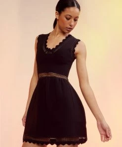 Cynthia Rowley WHAT'S HOT Little Black Knit Dress