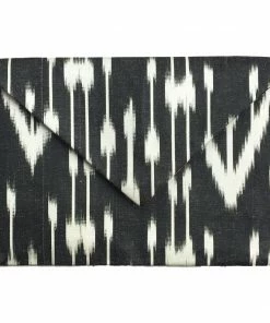 Larkin Lane WHAT'S HOT La Reine Envelope Clutch