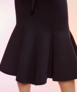 Cynthia Rowley Bonded Mermaid Skirt WHAT'S HOT 16 Cynthia Rowley Bonded Mermaid Skirt WHAT'S HOT