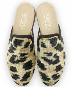Artemis Design Co. ACCESSORIES Alexandra Velvet Slippers