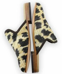 Artemis Design Co. ACCESSORIES Alexandra Velvet Slippers