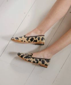 Artemis Design Co. ACCESSORIES Clementine Velvet Loafers